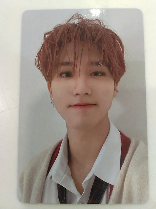 STRAY KIDS OFFICIAL PHOTO CARD - [Christmas evel ]