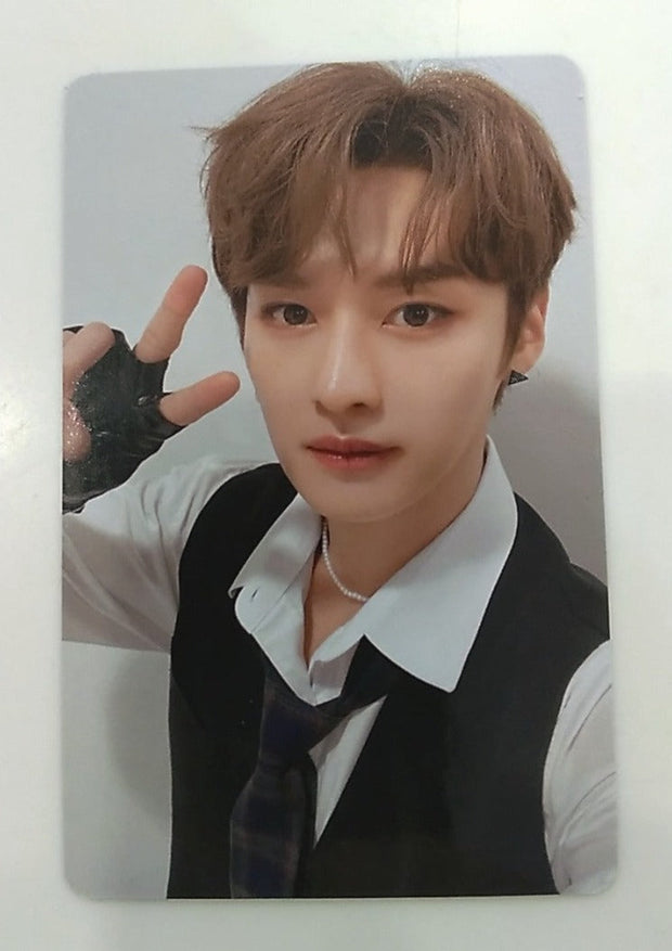 STRAY KIDS OFFICIAL PHOTO CARD - [Christmas evel ]