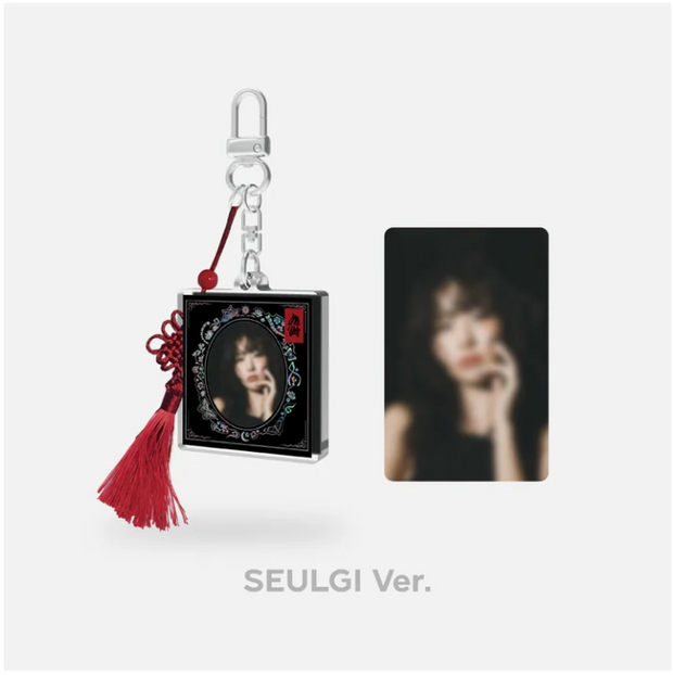 RED VELVET - CHILL KILL FRAME PHOTO KEYRING  [BLACK]
